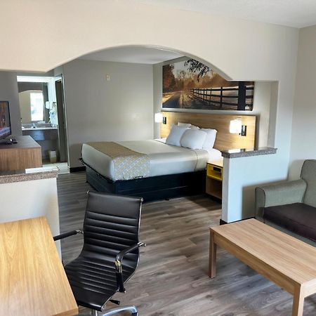 Days Inn & Suites By Wyndham Opelousas Zewnętrze zdjęcie