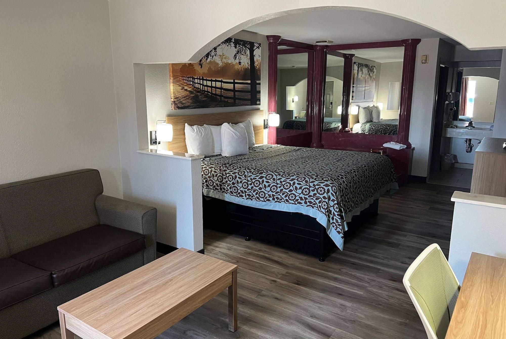 Days Inn & Suites By Wyndham Opelousas Zewnętrze zdjęcie