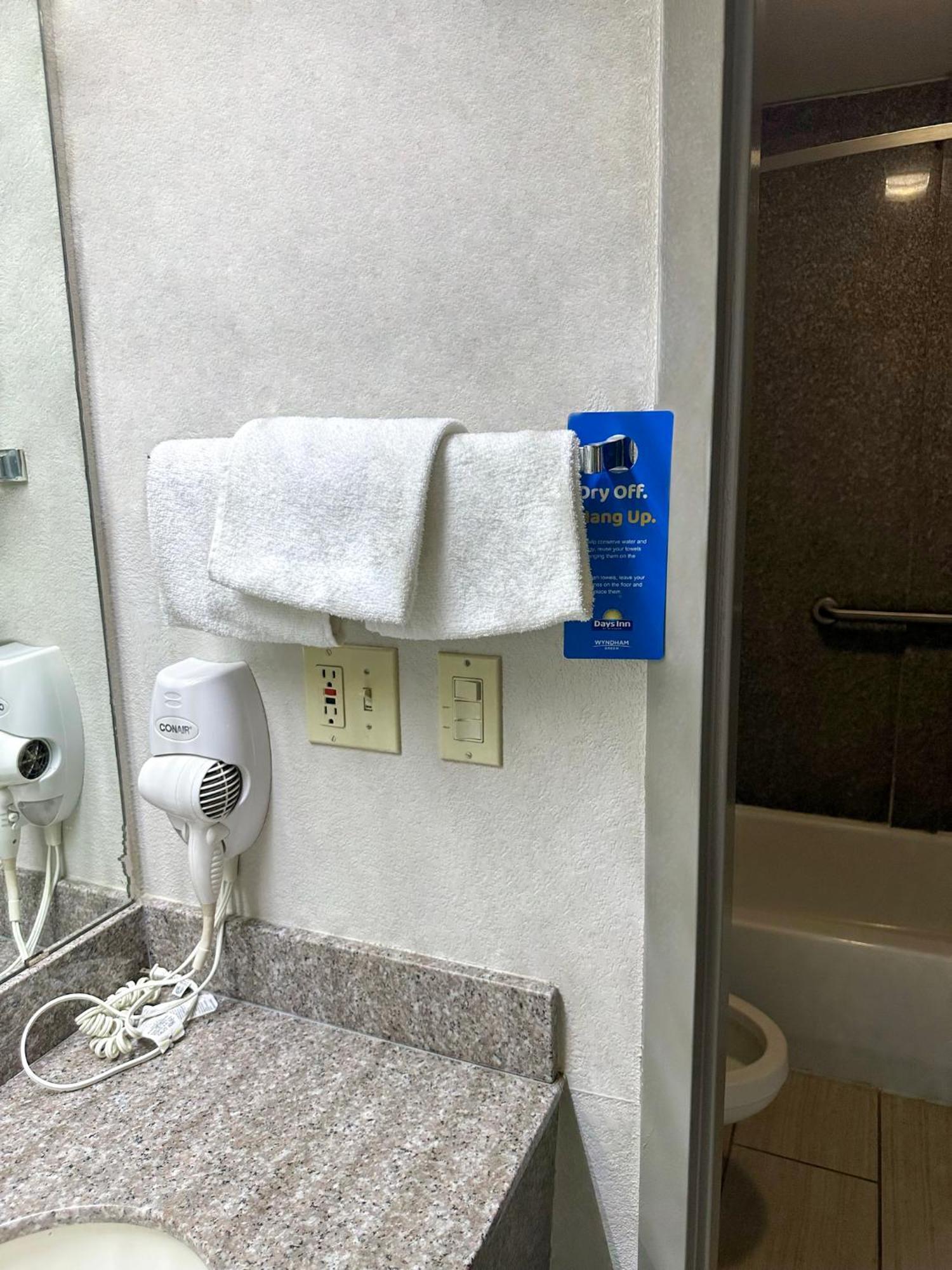 Days Inn & Suites By Wyndham Opelousas Zewnętrze zdjęcie